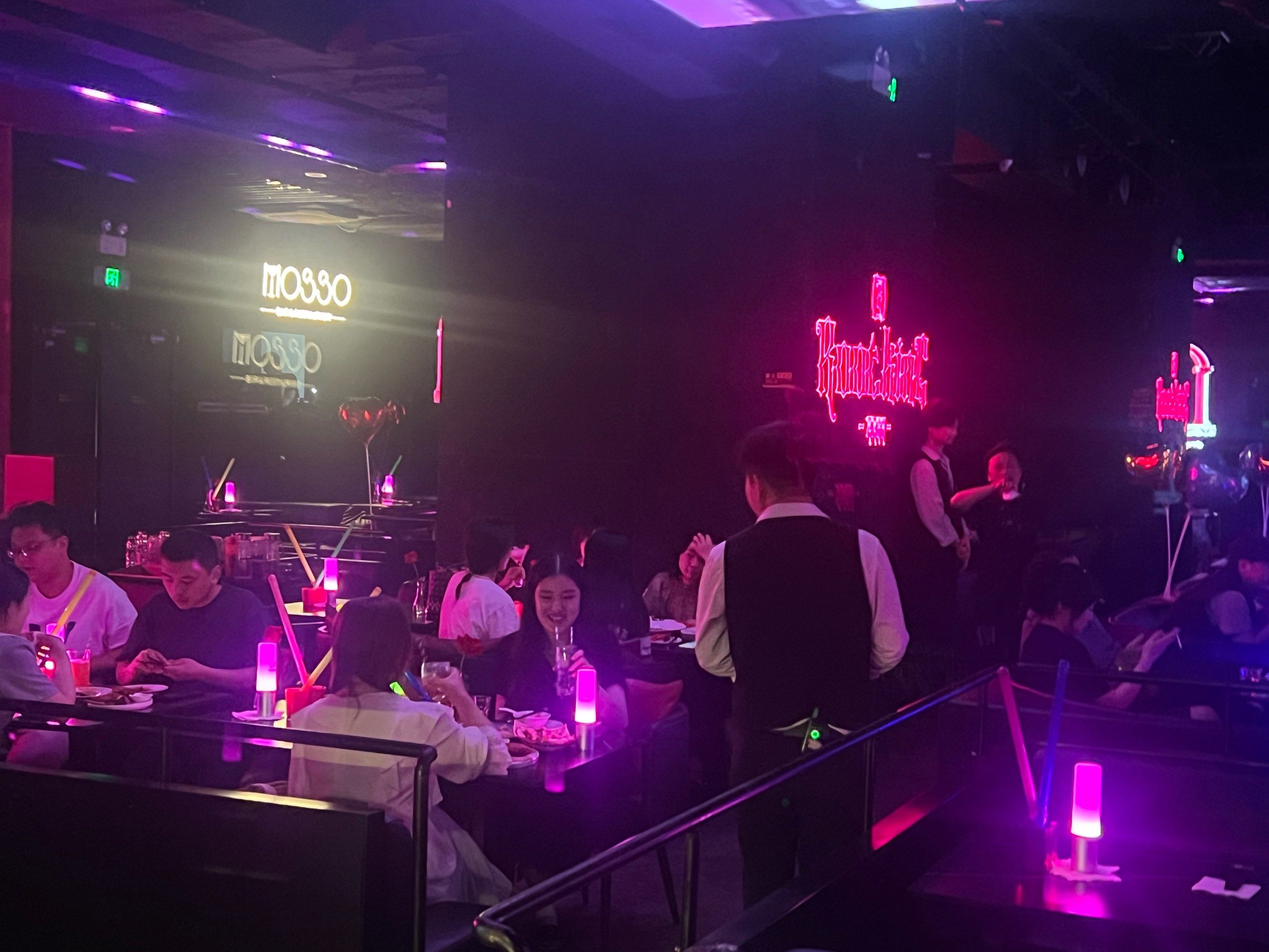 洛阳商务ktv优质服务体验选择商务ktv-嵩县ktv预定